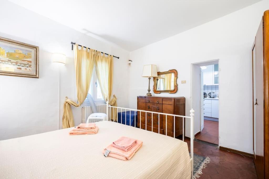 Tacconi - Signorile 3bdr Apartamento